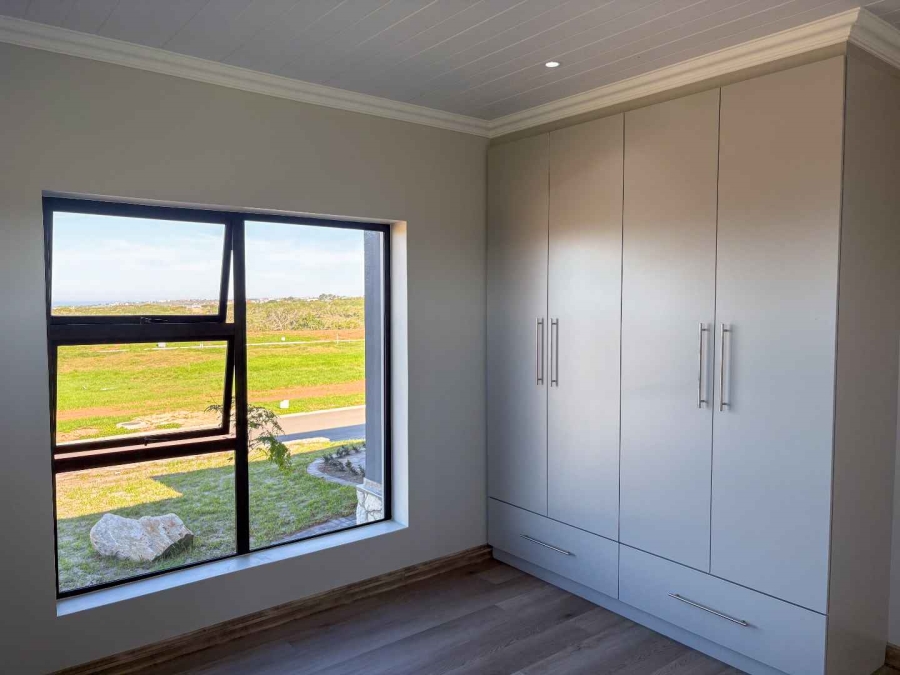 3 Bedroom Property for Sale in Stilbaai Wes Western Cape